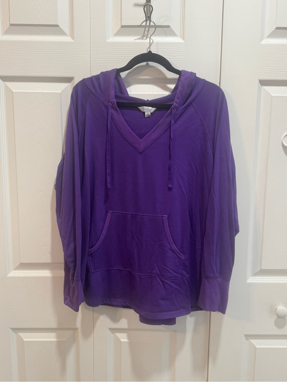 Indigo Women's Purple V-Neck Hooded Pullover Sweater